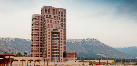 LEONARDO PLAZA